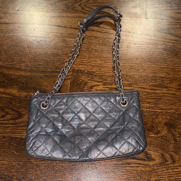 DKNY vintage black quilted leather adjustable chain, shoulder strap, Crossbody - Picture 4 of 7
